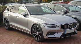 px-2018_Volvo_V60_Inscription_PRO_D4_Automatic_2.0.jpg