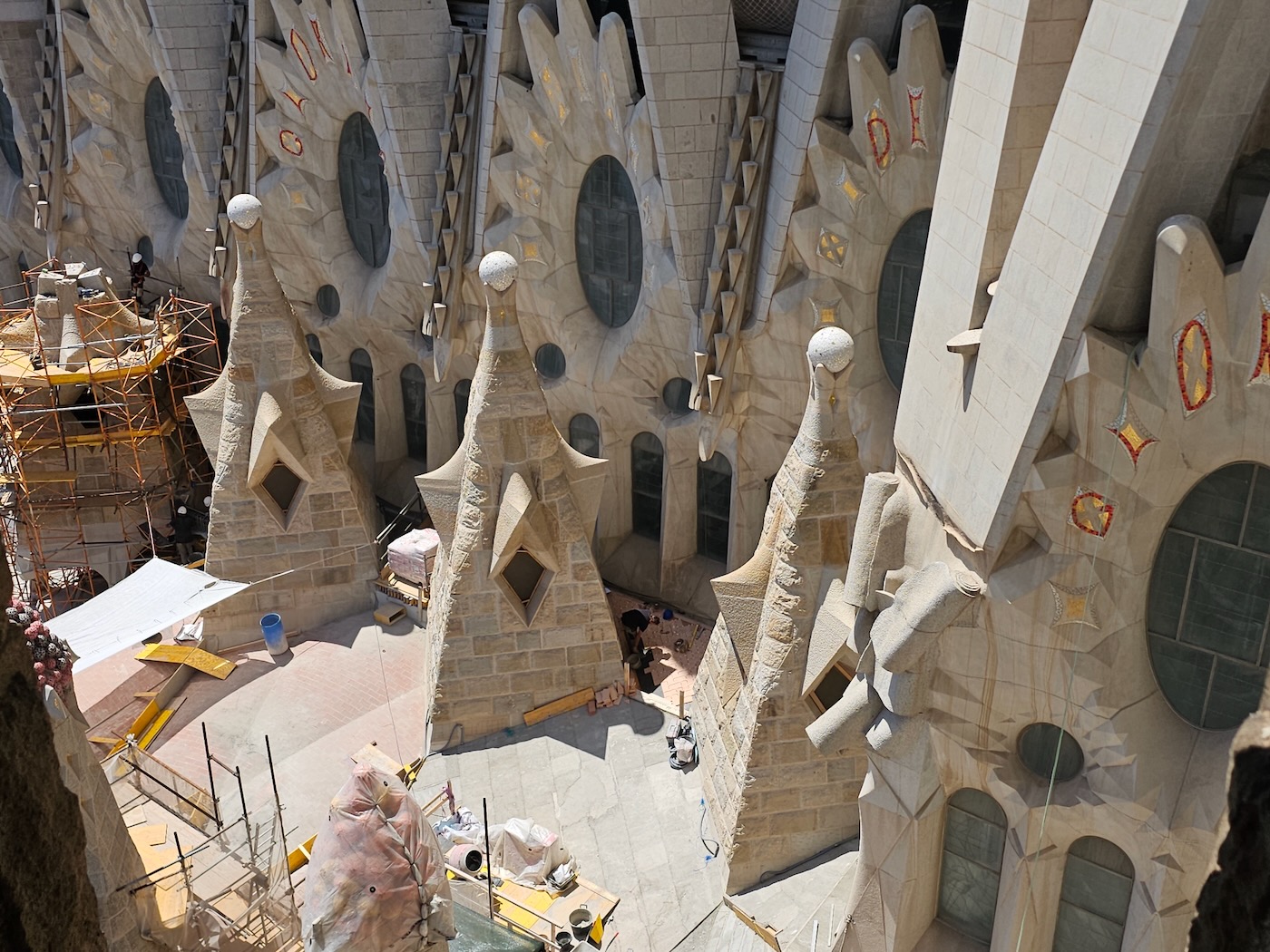 sagrada-familia-construction