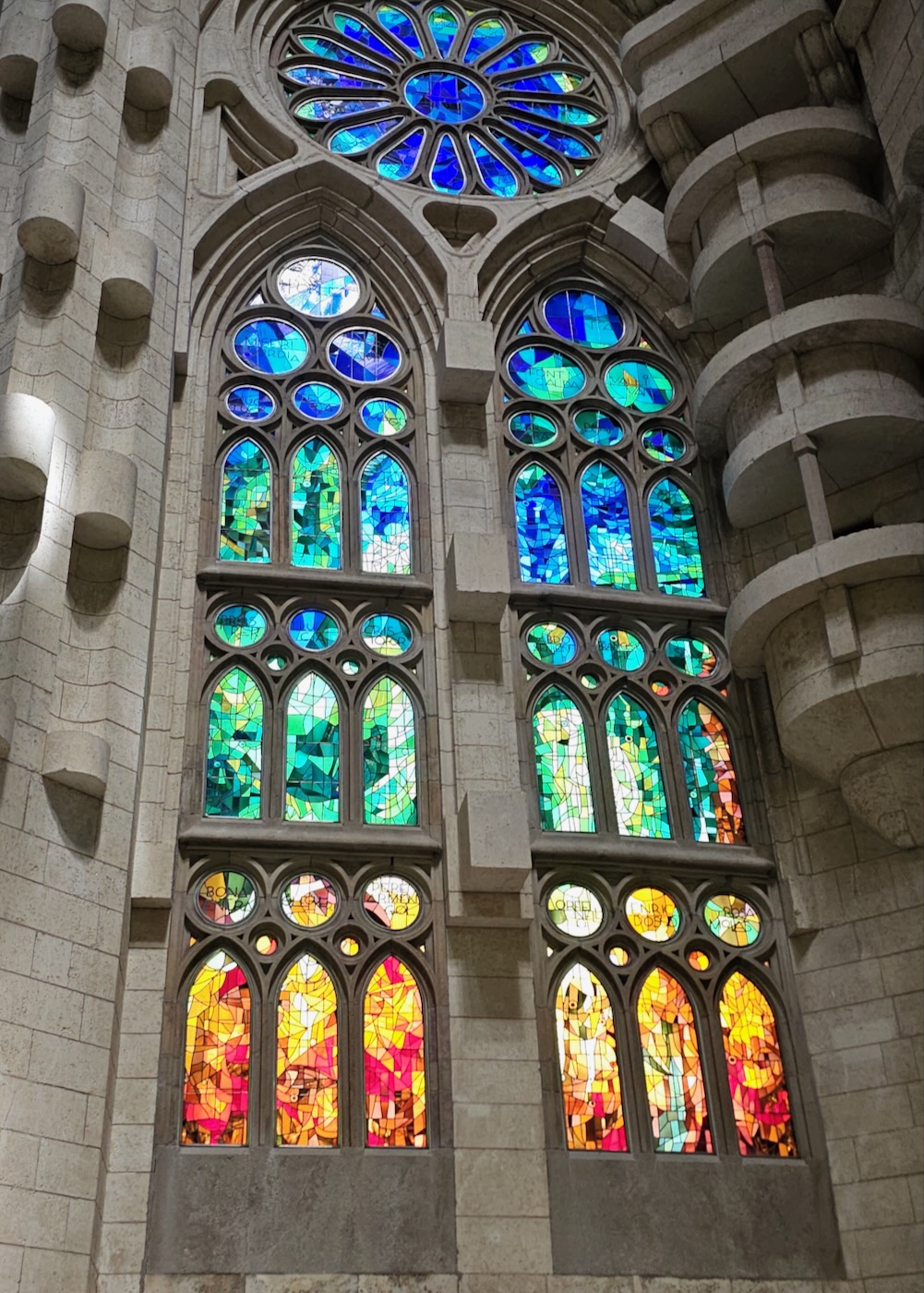 sagrada-familia-window.