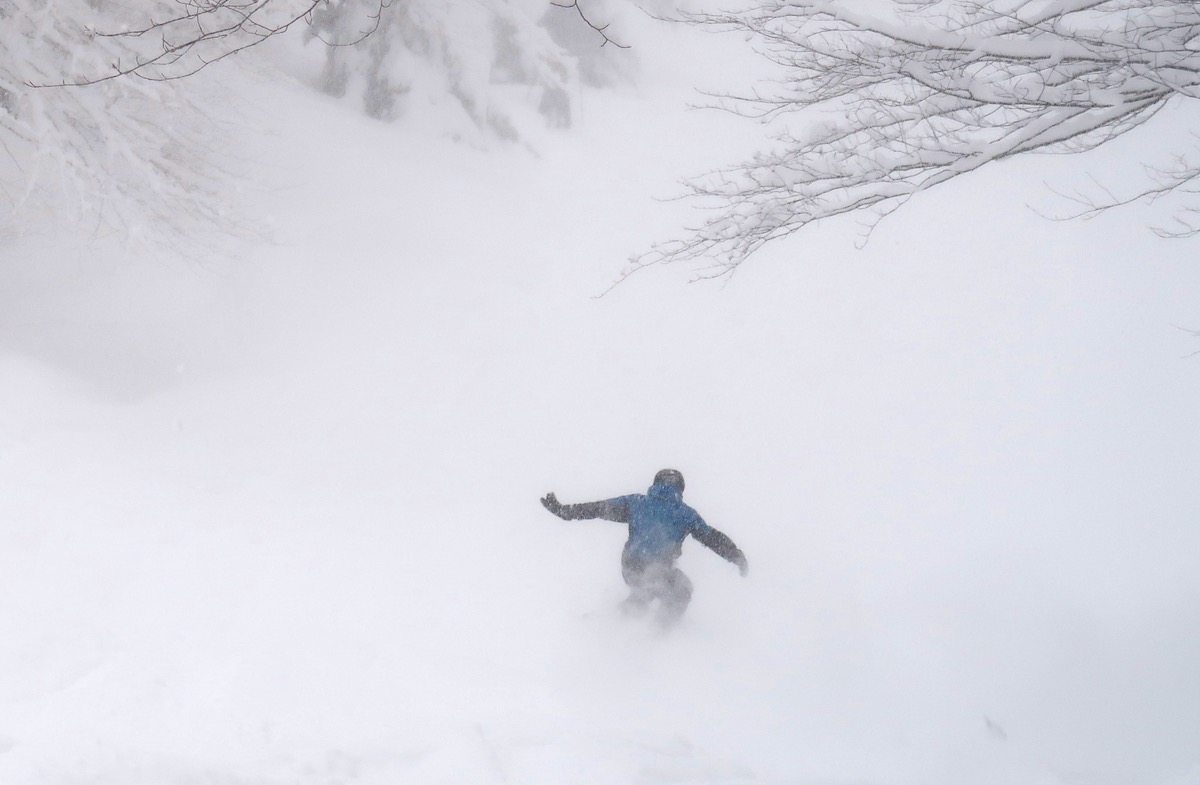 skiology-matt-whiteout.jpg