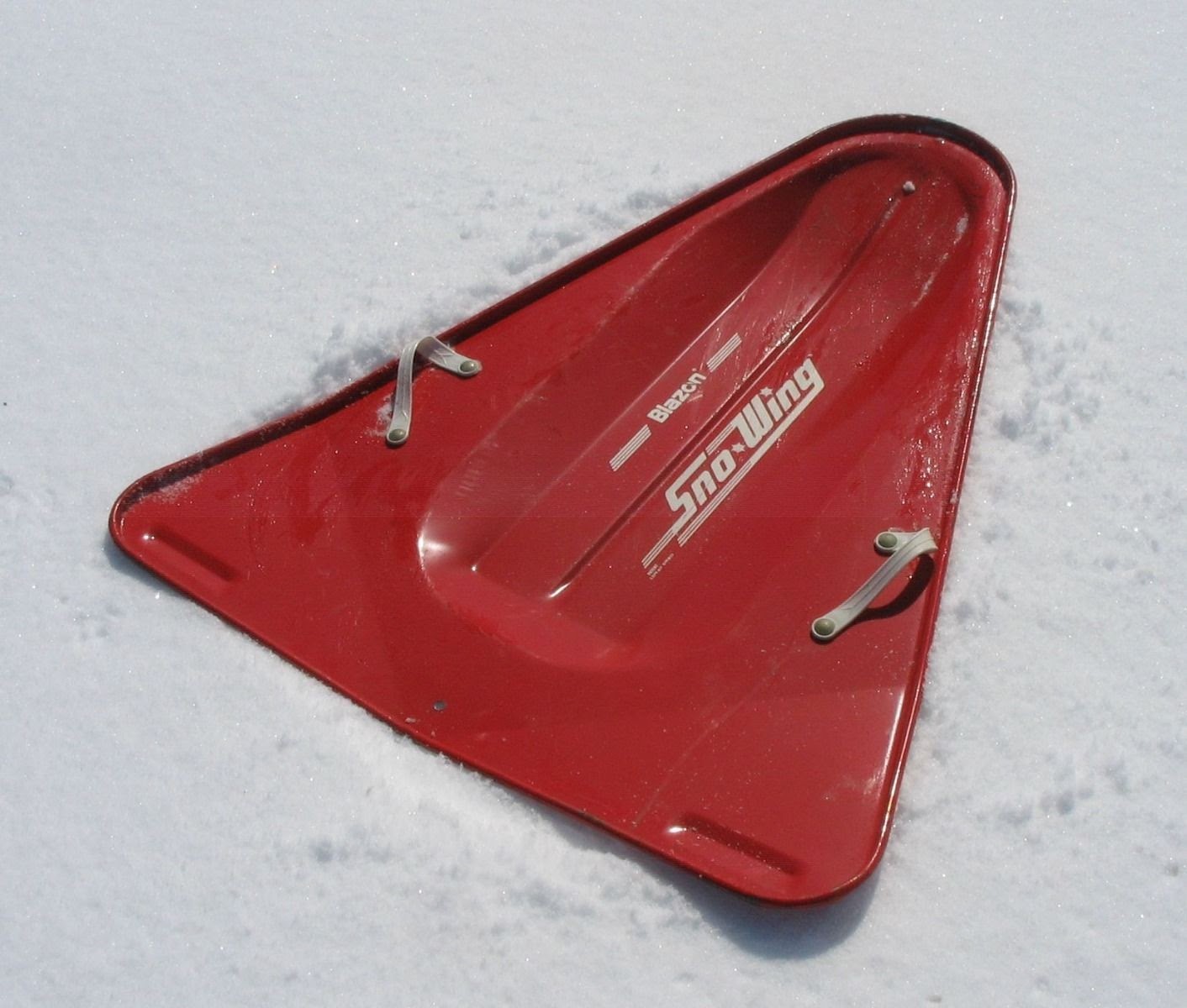 vintage-1960-s-blazon-sno-wing-snow-sled-red-stamped-steel-37-x-30-excellent-27e0a366afdad917c...jpg