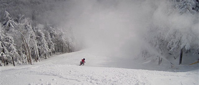 Snowmaking at Gore