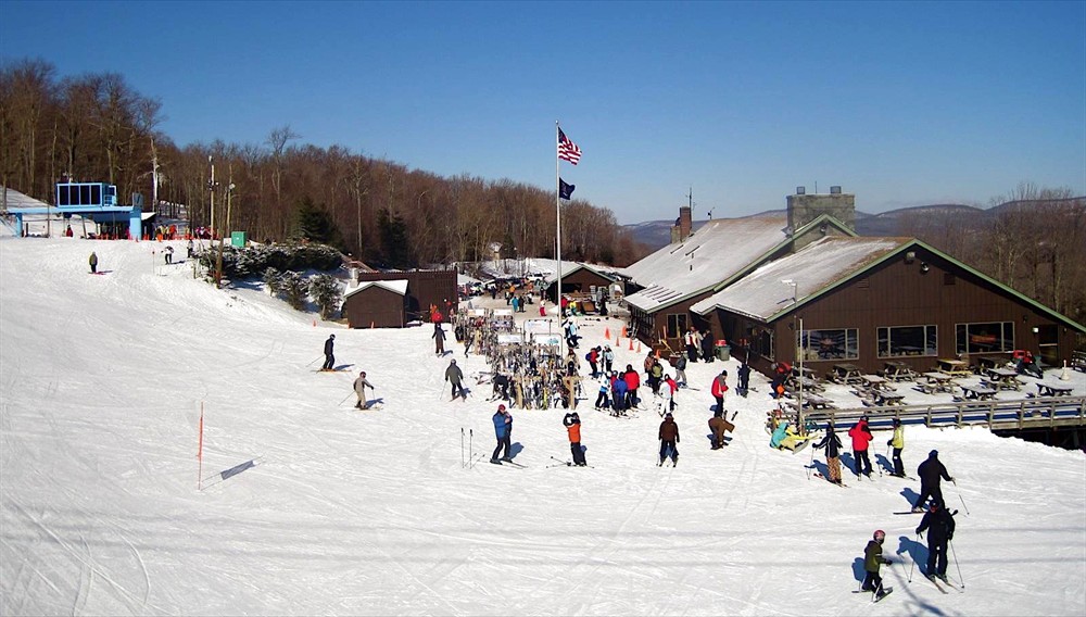 17 of the Best New York Family Ski Resorts - The Family Vacation Guide