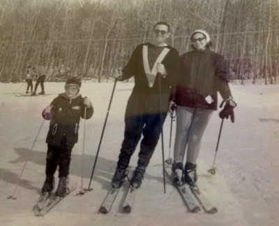 Skiing Family