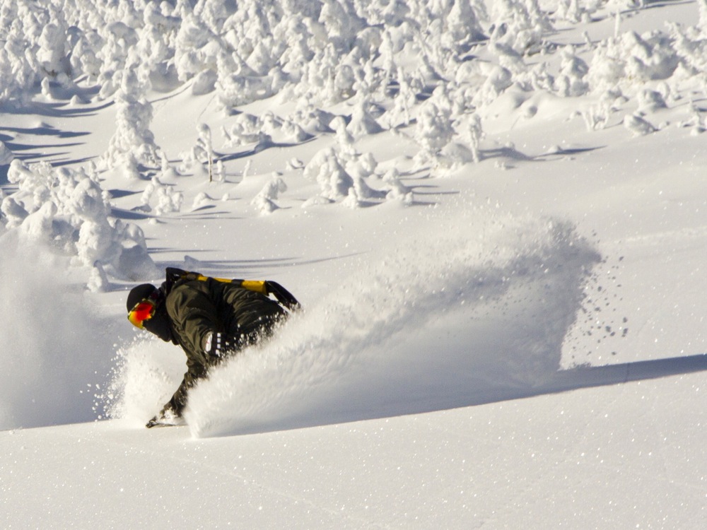 Whiteface-Slides-Snowboarder