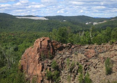 Hooper Garnet Mine in North River NY • NYSkiBlog