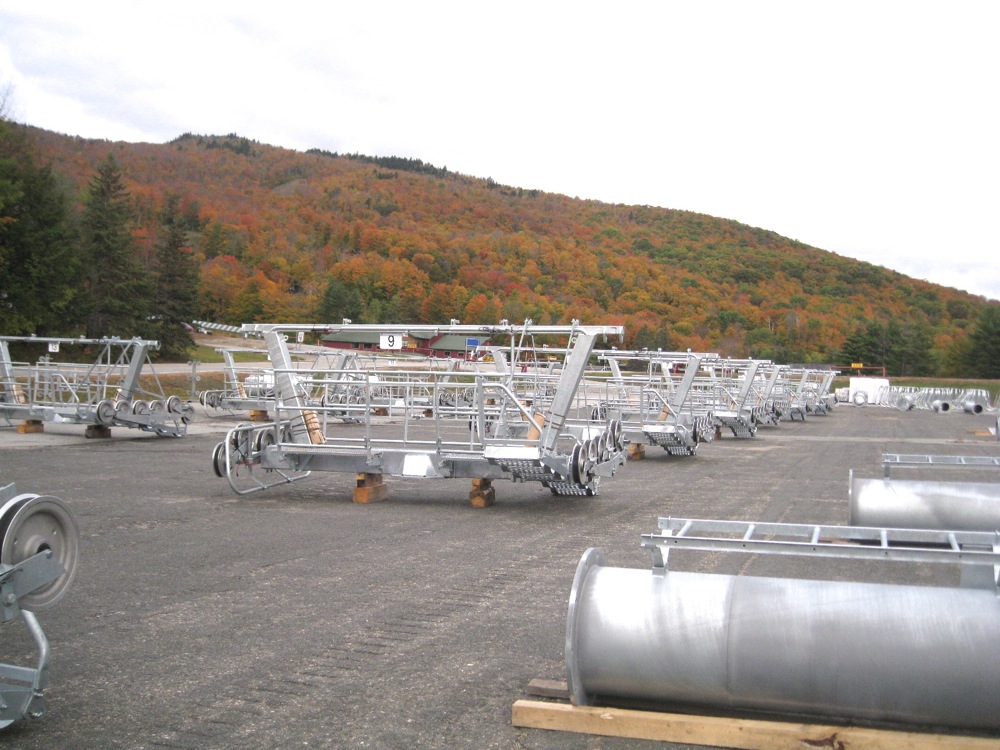 Adirondack-Express-Tower-Heads