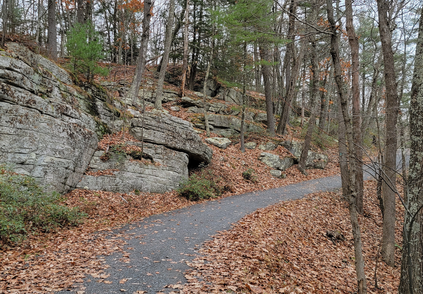 Mohonk carriage road